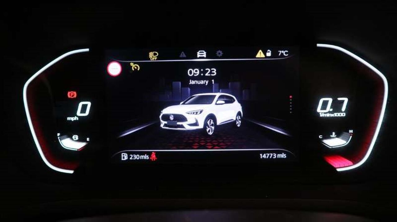 MG MOTOR UK HS, , hi-res