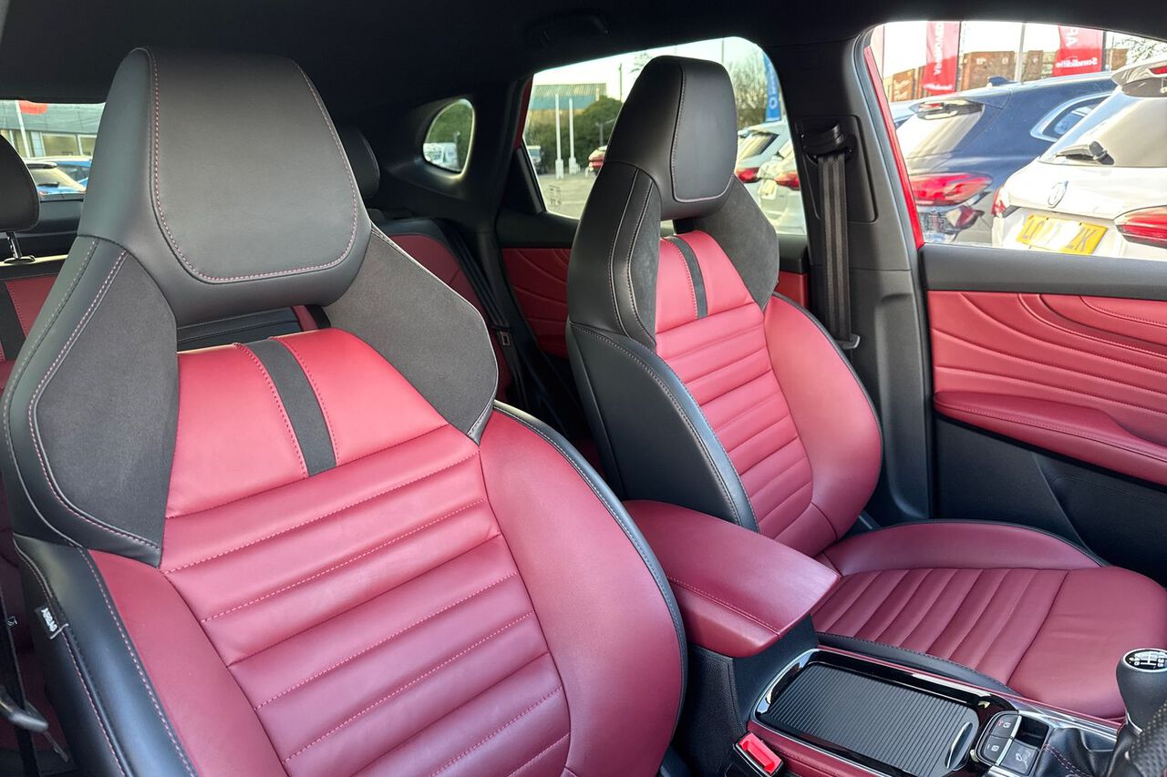 MG MOTOR UK HS, , hi-res