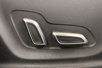 MG MOTOR UK HS, , hi-res