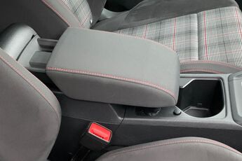 VOLKSWAGEN GOLF, , hi-res