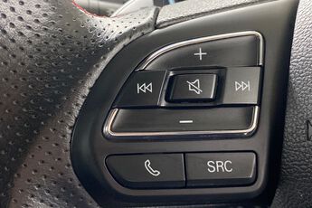 MG MOTOR UK HS, , hi-res