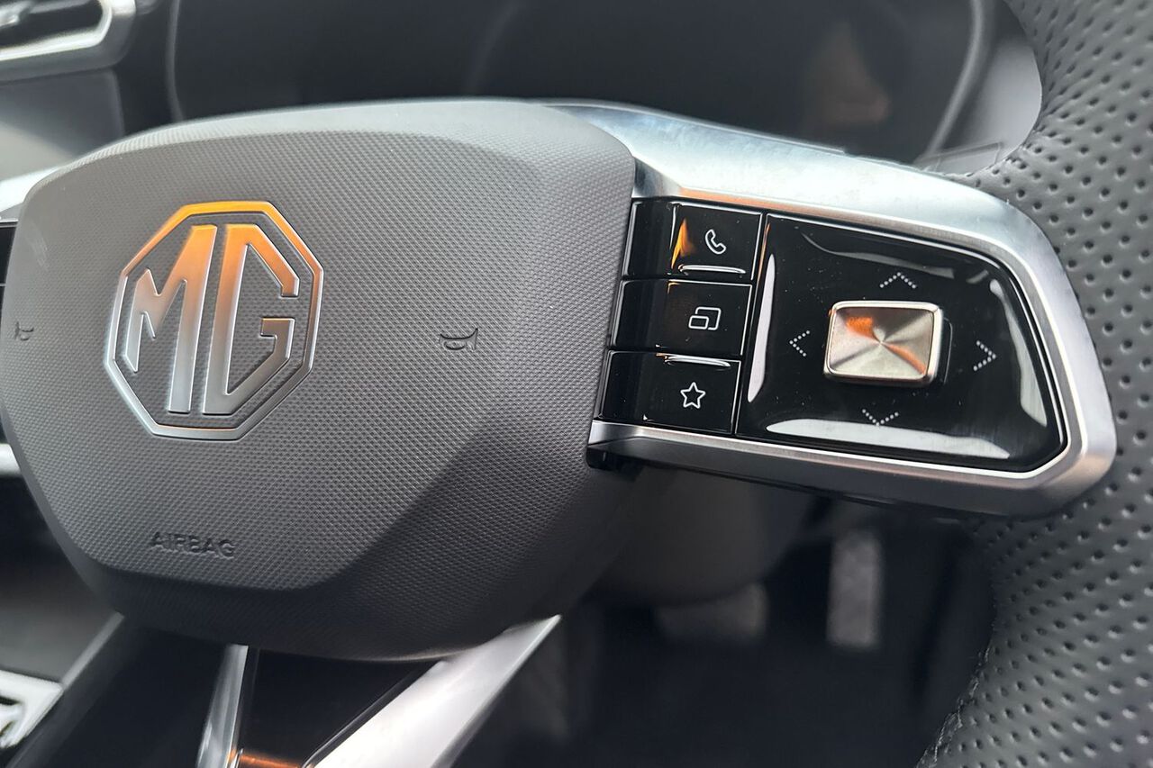 MG MOTOR UK ZS, , hi-res