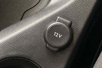 PEUGEOT 208, , hi-res