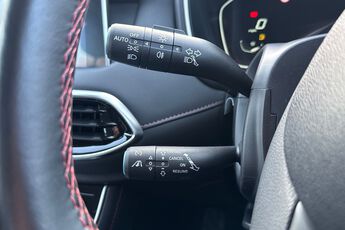 MG MOTOR UK HS, , hi-res