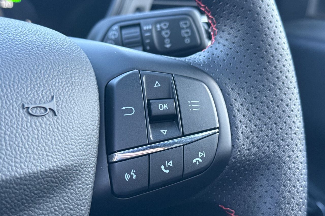 FORD KUGA, , hi-res