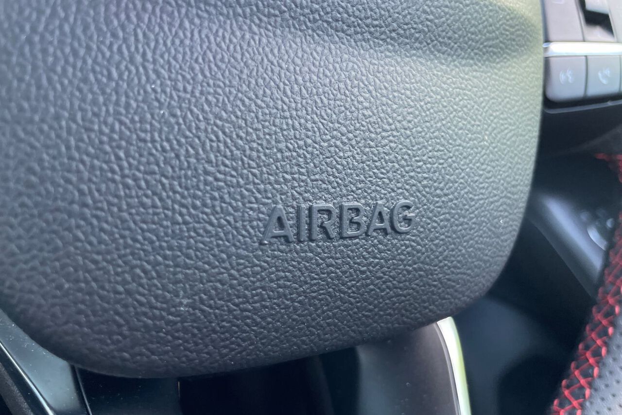 FORD FOCUS, , hi-res