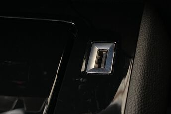 PEUGEOT 208, , hi-res