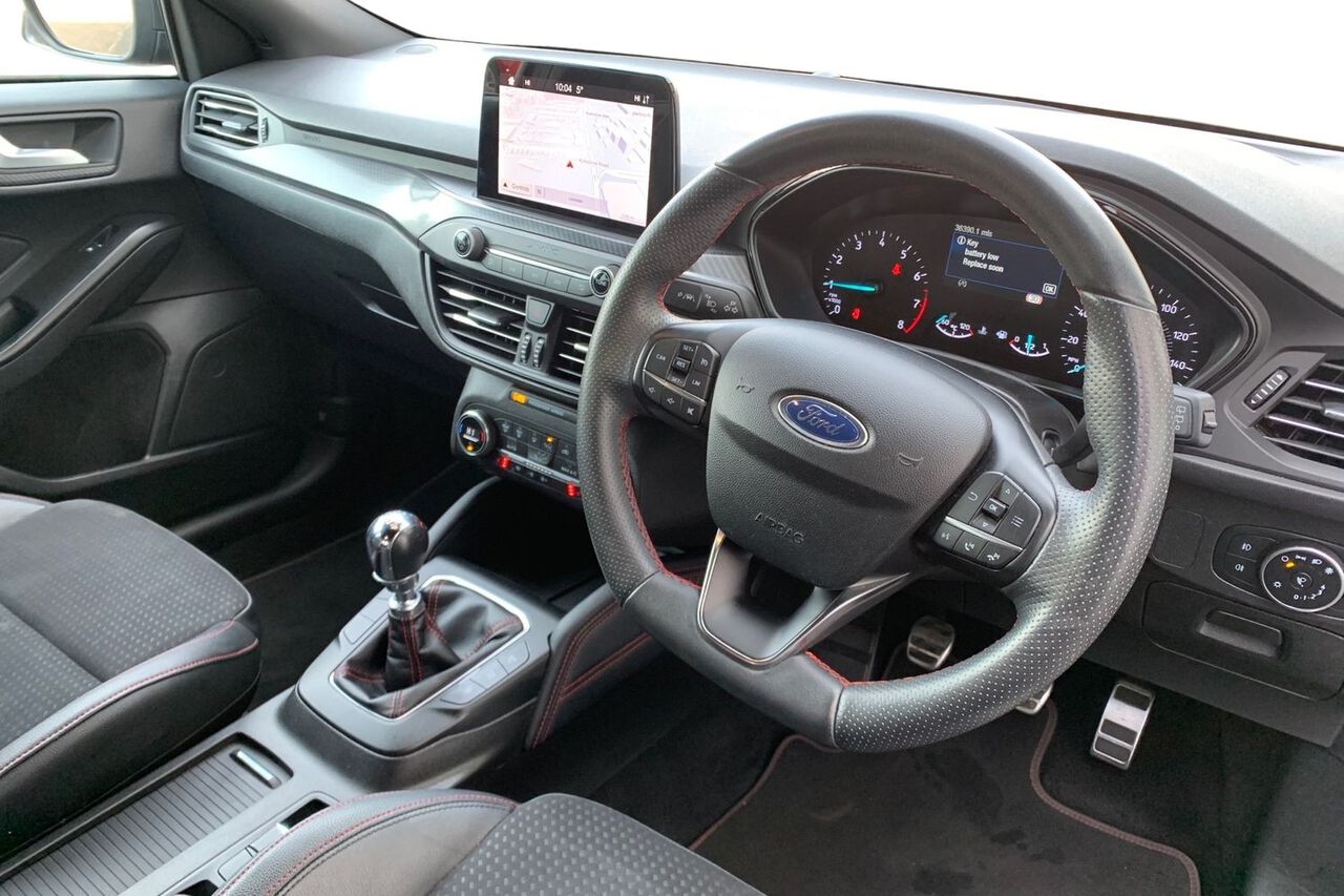 FORD FOCUS, , hi-res