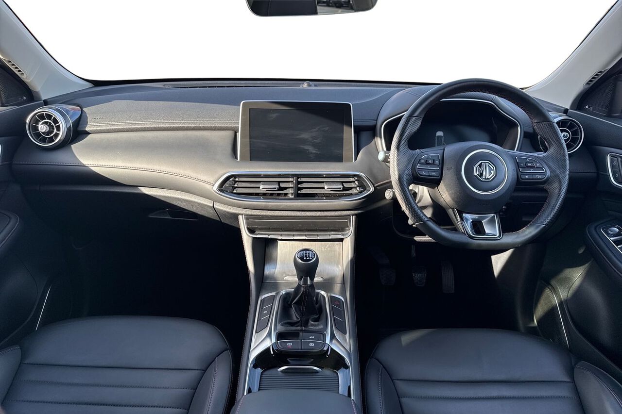 MG MOTOR UK HS, , hi-res