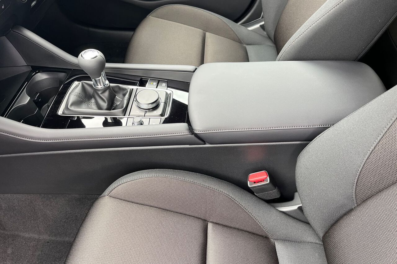 MAZDA 3, , hi-res