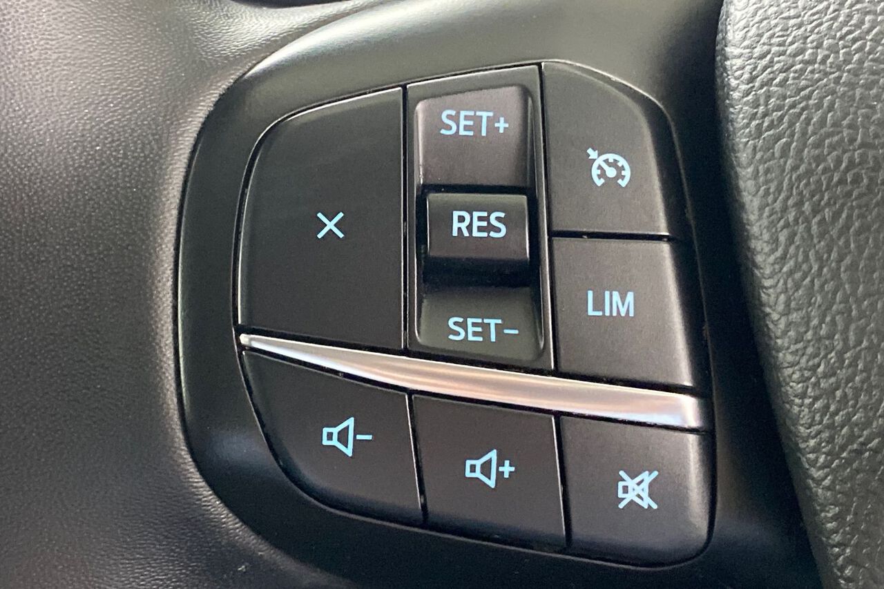 FORD KUGA, , hi-res