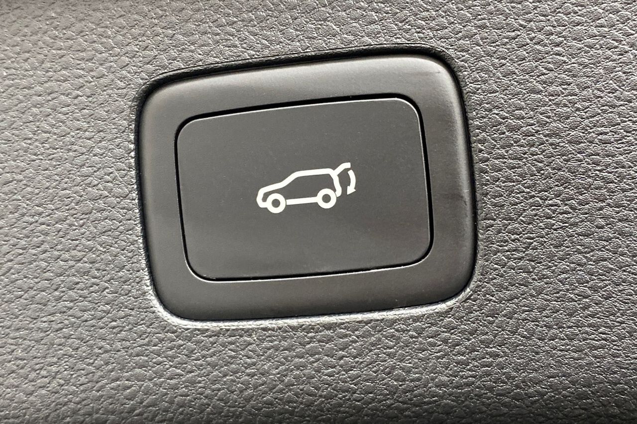 MG MOTOR UK HS, , hi-res
