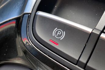 MG MOTOR UK HS, , hi-res