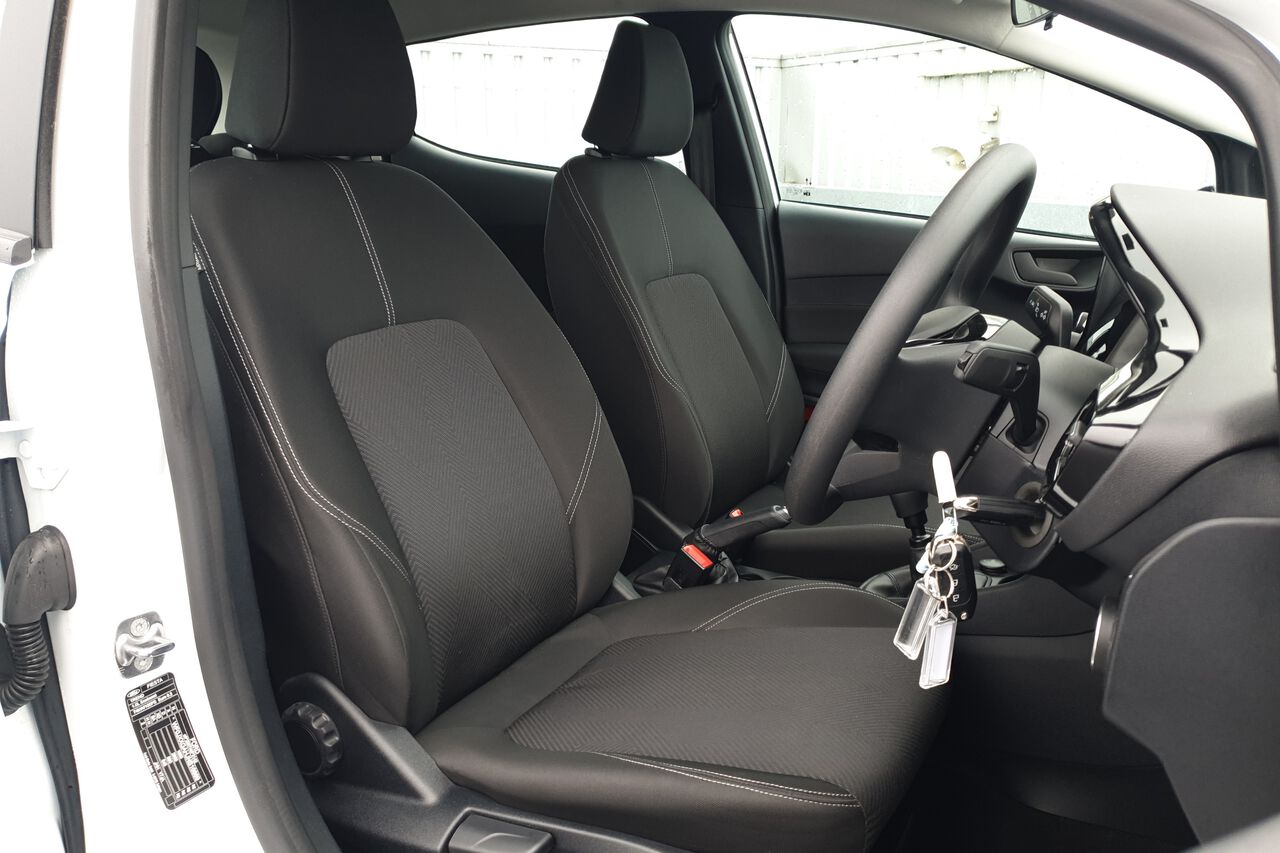FORD FIESTA, , hi-res