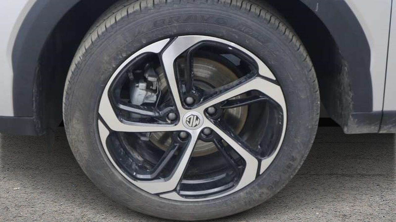 MG MOTOR UK HS, , hi-res
