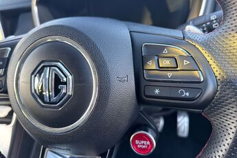 MG MOTOR UK HS, , hi-res