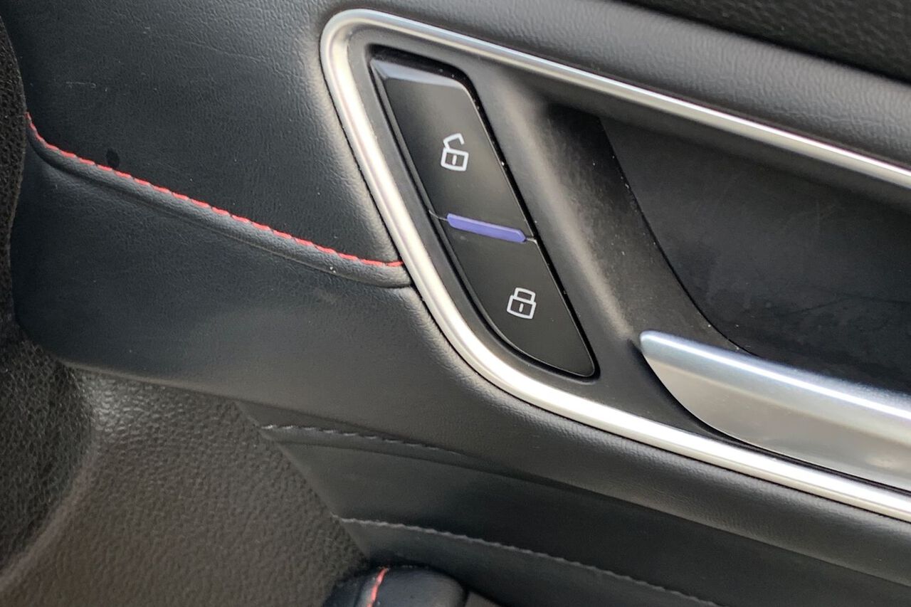 MG MOTOR UK HS, , hi-res