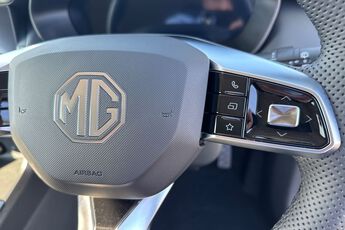 MG MOTOR UK ZS, , hi-res