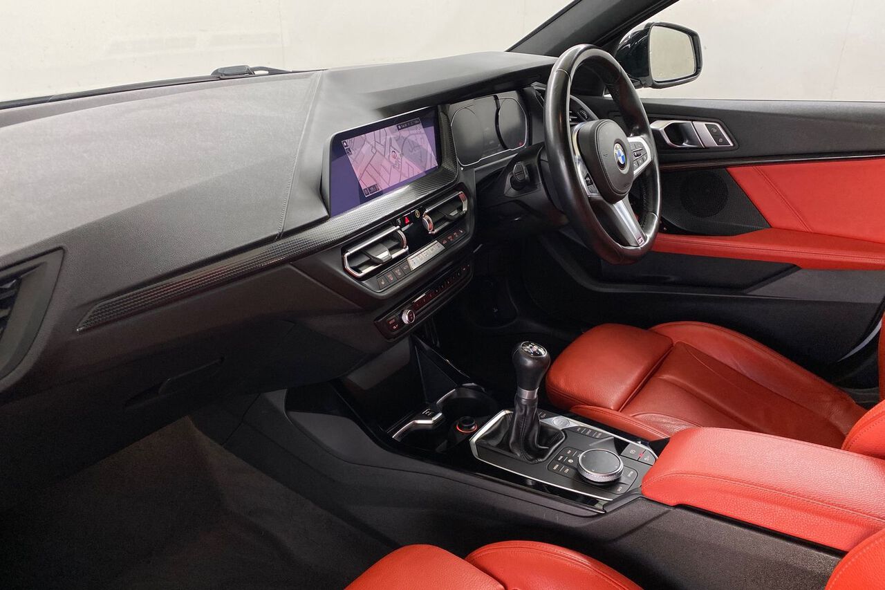 BMW 1 SERIES, , hi-res