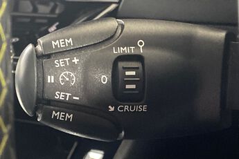 PEUGEOT 2008, , hi-res