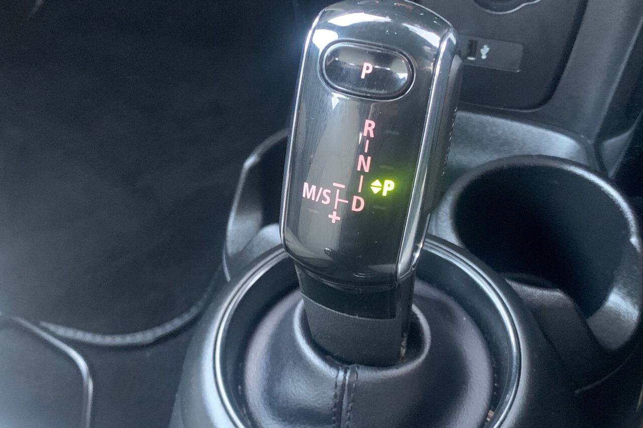 MINI HATCHBACK, , hi-res