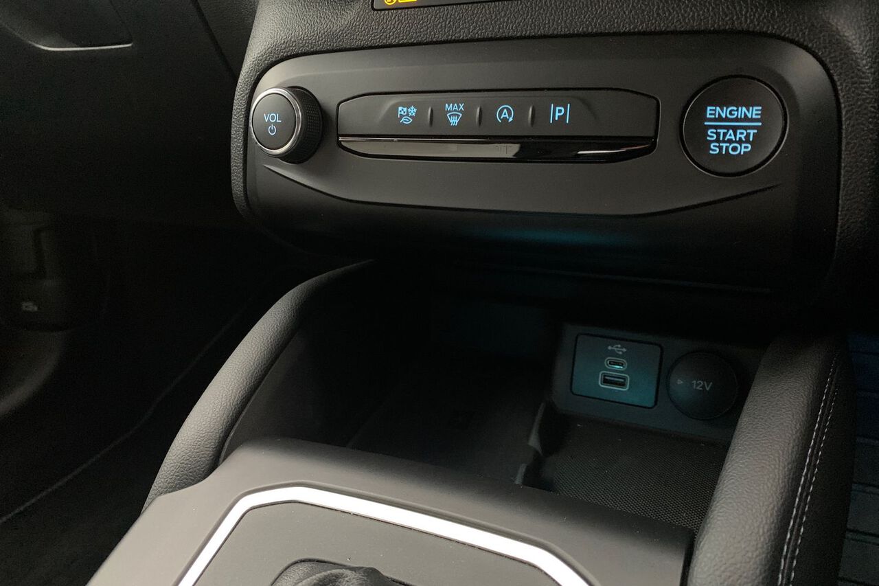 FORD FOCUS, , hi-res