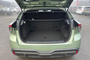 MG MOTOR UK MG4, , hi-res