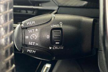 PEUGEOT 208, , hi-res
