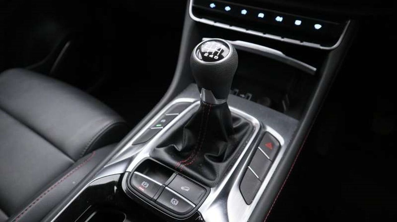 MG MOTOR UK HS, , hi-res