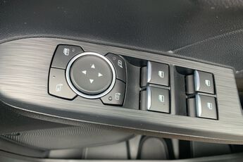 FORD KUGA, , hi-res