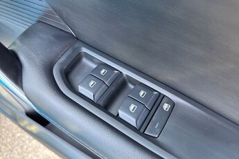 MG MOTOR UK MG4, , hi-res