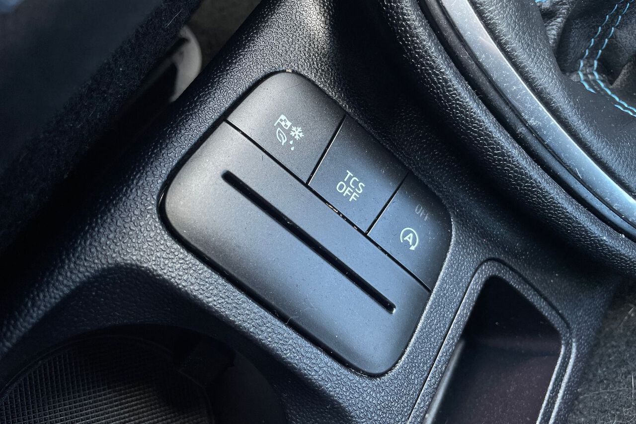 FORD FIESTA, , hi-res