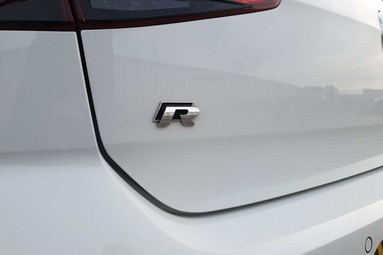 VOLKSWAGEN GOLF, , hi-res