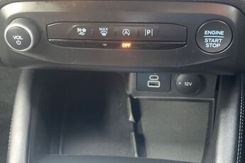 FORD FOCUS, , hi-res