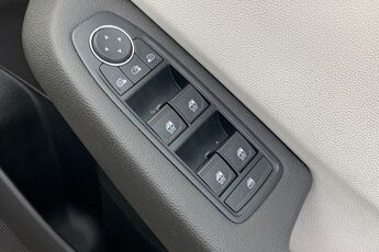 RENAULT CLIO, , hi-res