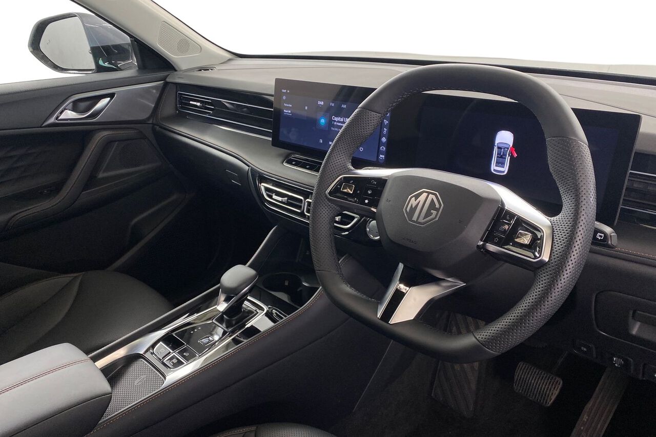 MG MOTOR UK HS, , hi-res