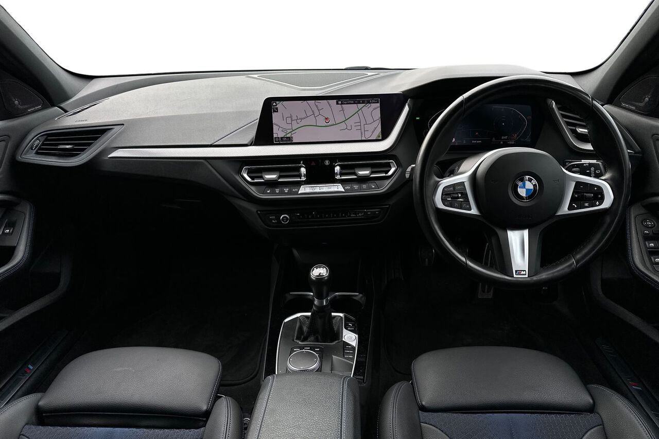 BMW 1 SERIES, , hi-res