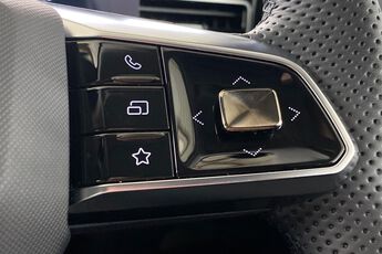 MG MOTOR UK HS, , hi-res