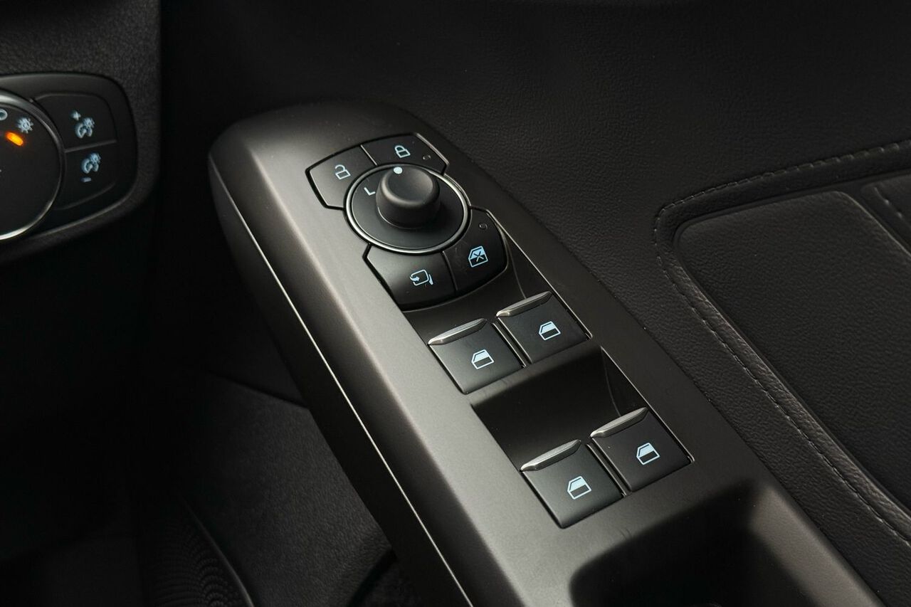 FORD FOCUS, , hi-res