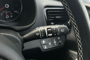 KIA STONIC, , hi-res