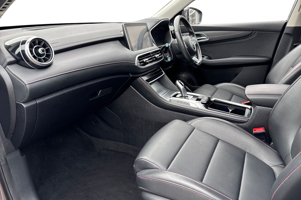 MG MOTOR UK HS, , hi-res