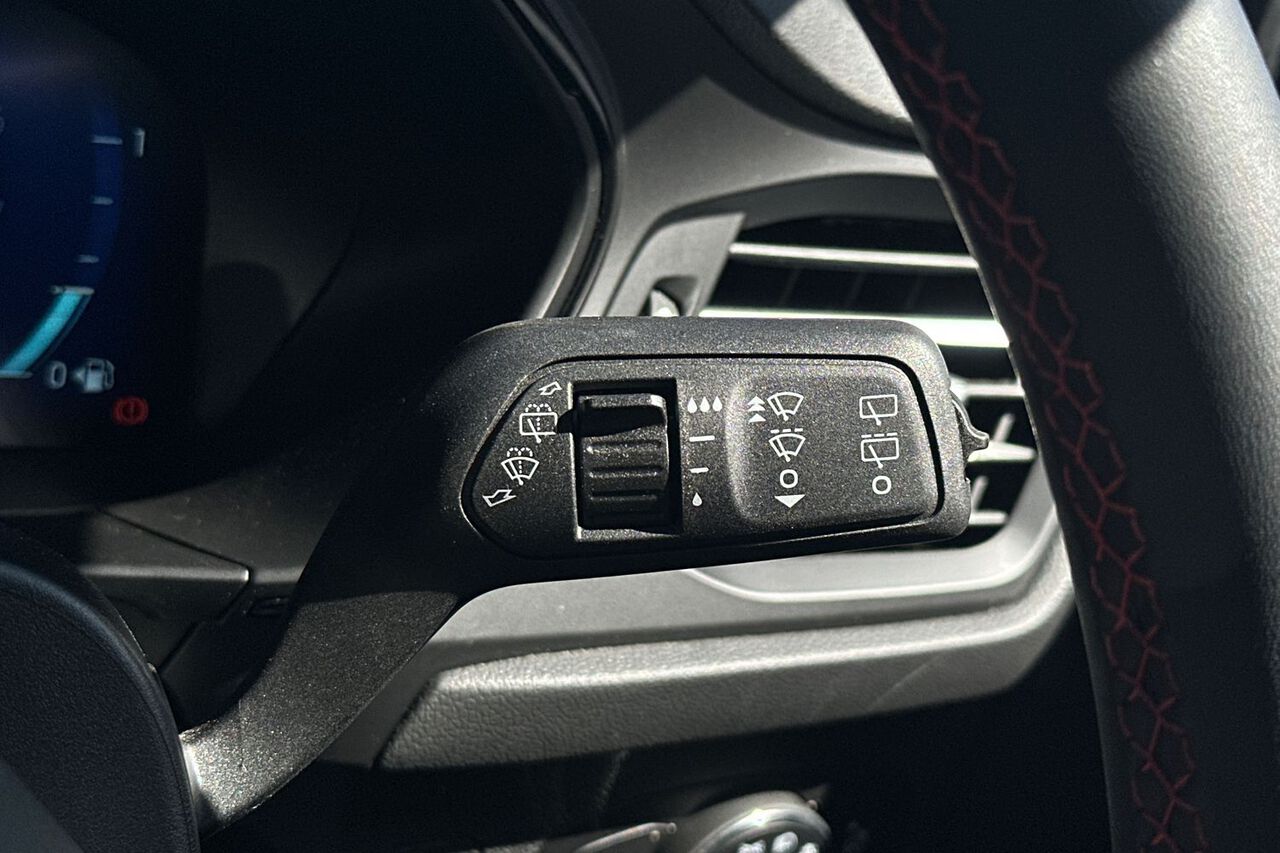 FORD FOCUS, , hi-res