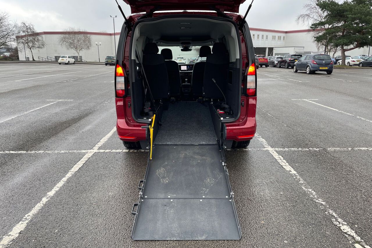 FORD TOURNEO CONNECT, , hi-res