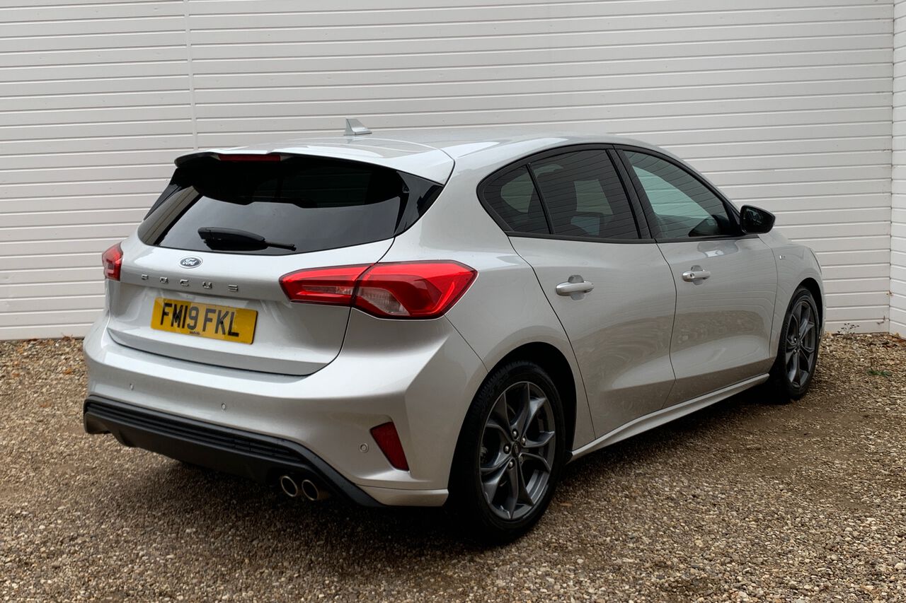 FORD FOCUS, , hi-res