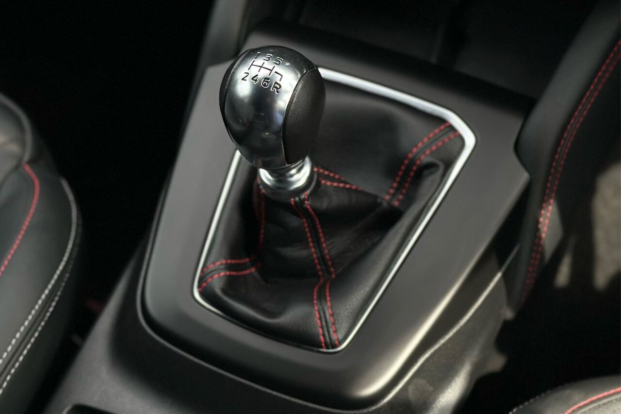 FORD FOCUS, , hi-res
