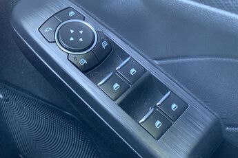 FORD KUGA, , hi-res