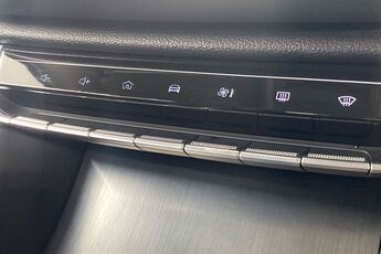 MG MOTOR UK HS, , hi-res