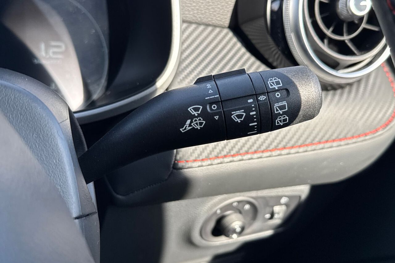 MG MOTOR UK ZS, , hi-res
