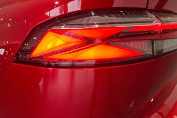 MG MOTOR UK HS, , hi-res