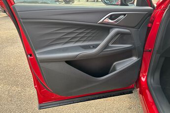 MG MOTOR UK HS, , hi-res